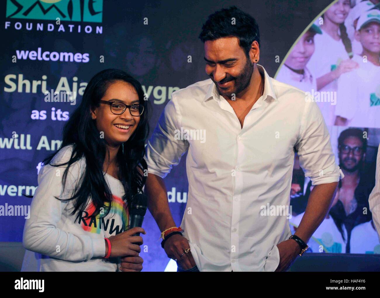 Bollywood-Schauspieler Ajay Devgn Tochter Nysa Pressekonferenz der Smile Foundation, neue Kampagne sie können fliegen Mumbai bekannt zu geben Stockfoto