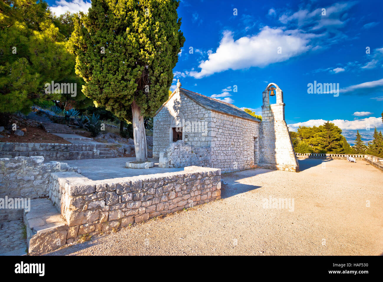 Marjan Hill Gang steinerne Kapelle, Stadt Split, Dalmatien, Kroatien Stockfoto