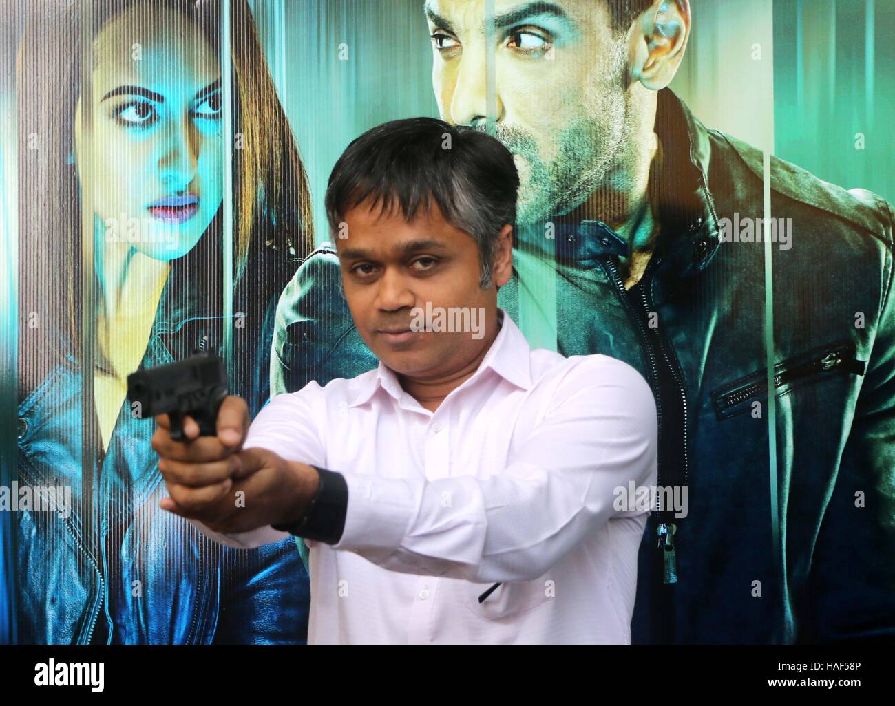 Ajit Andhare, COO, Viacom 18 Medien Private Limited in den Trailer starten des Films Force 2 in Mumbai Stockfoto