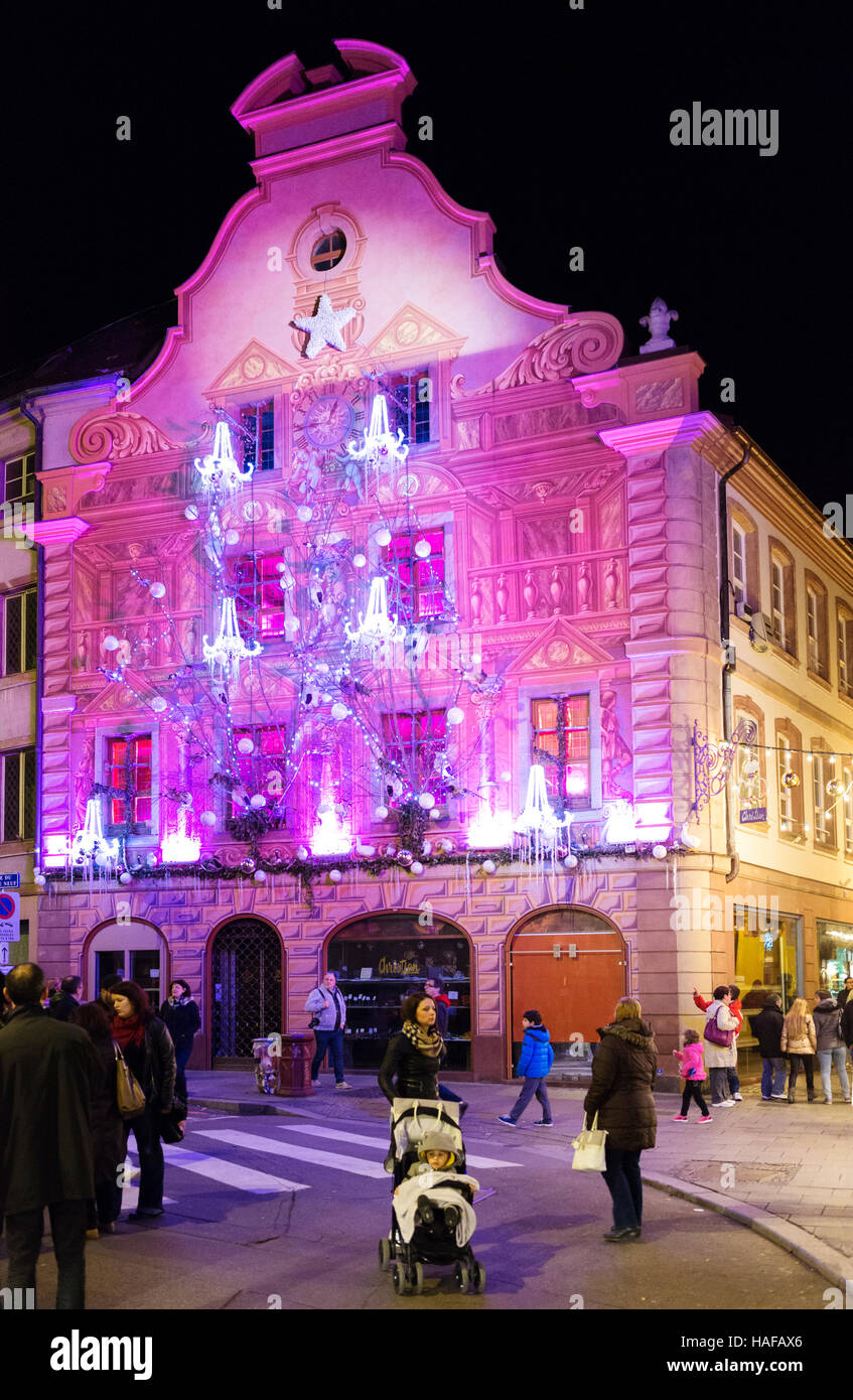 Bunten Fassade der Patisserie christlichen Weihnachtszeit Straßburg, Weinstrasse Elsass Frankreich. Stockfoto
