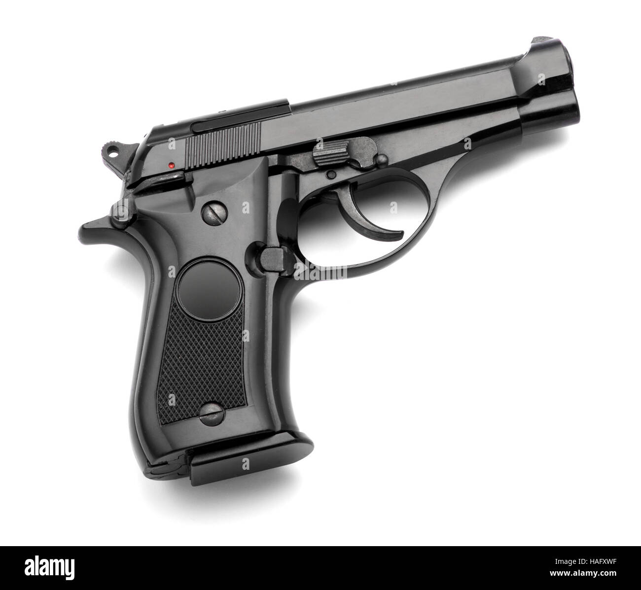 Schwarz automatische Pistole auf einem weißen Hintergrund mit Textfreiraum Stockfoto