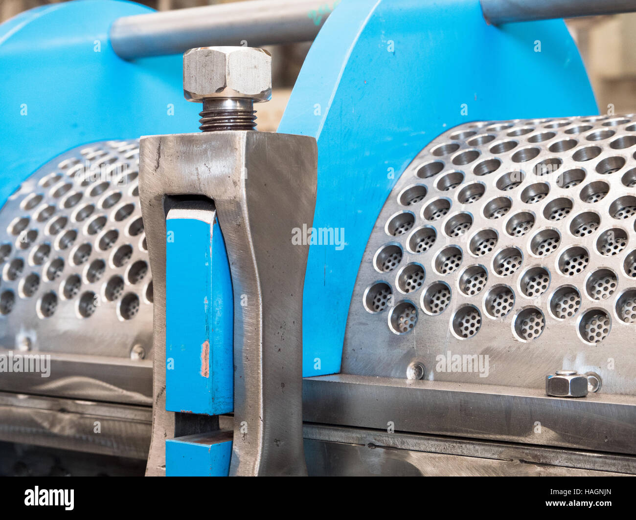 Detail-Foto von Twin industrielle Spindelpresse für die Verarbeitung von Nahrung Nebenprodukte. Stockfoto