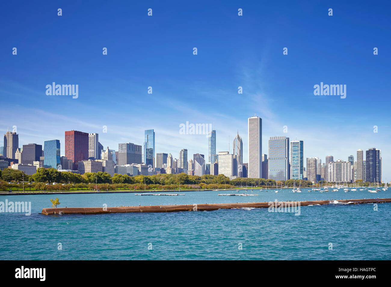 Hafen und Stadt Skyline von Chicago an einem sonnigen Tag, USA. Stockfoto