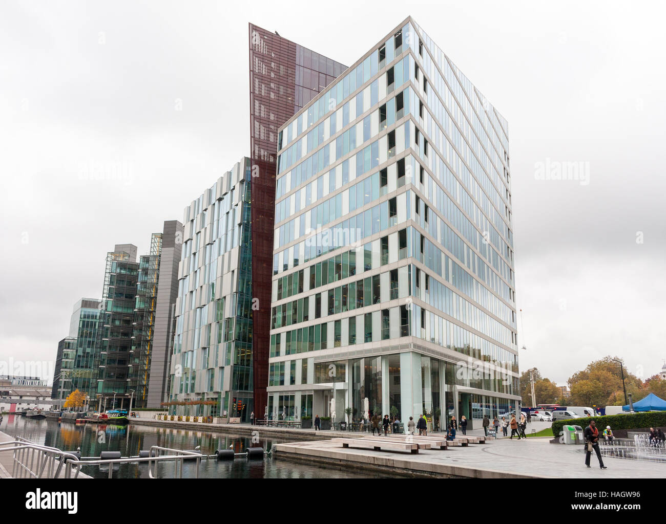 Eine Außenansicht des Gebäudes am 5 Kaufmann St, Paddington Basin, Paddington, London, UK Stockfoto