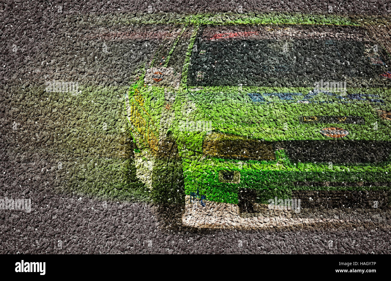 Gedruckte Farbe grün Rennwagens auf Asphaltstraße, für den Hintergrund. Stockfoto