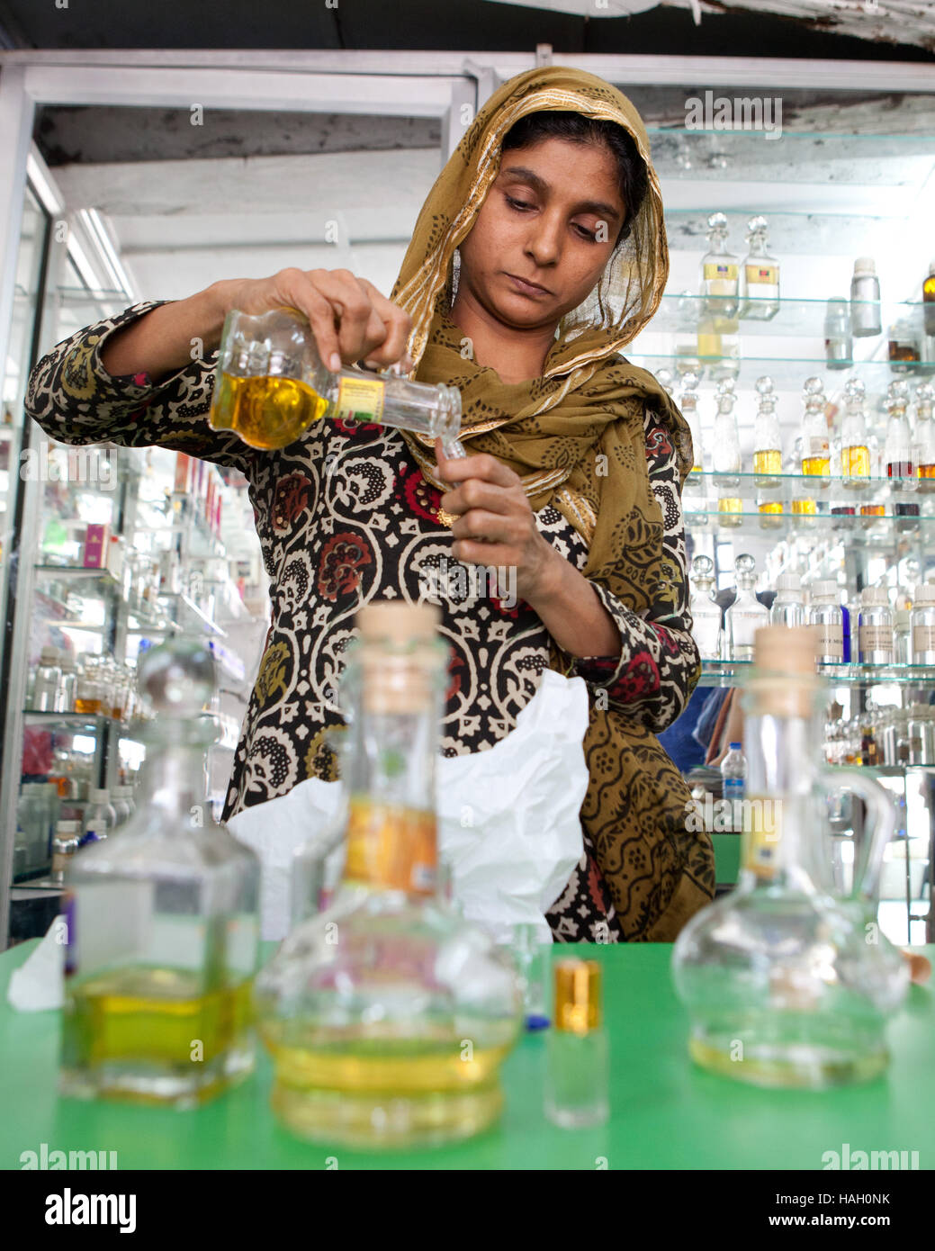 Parfüm und aromatische Öl Shop in Cochin, Indien. Stockfoto