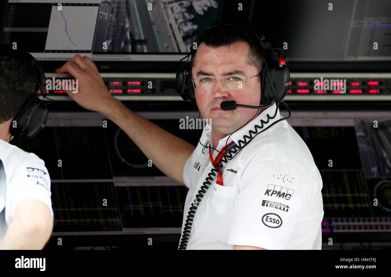 Eric Boullier, McLaren Honda Racing Director, während des Trainings auf dem Yas Marina Circuit, Abu Dhabi. DRÜCKEN SIE VERBANDSFOTO. Bilddatum: Freitag, 25. November 2016. Siehe PA Story AUTO Abu Dhabi. Bildnachweis sollte lauten: David Davies/PA Wire. Stockfoto