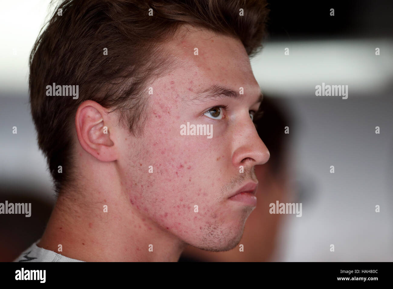 Toro Rosso Daniil Kyvat während des Trainings auf dem Yas Marina Circuit, Abu Dhabi. DRÜCKEN SIE VERBANDSFOTO. Bilddatum: Freitag, 25. November 2016. Siehe PA Story AUTO Abu Dhabi. Bildnachweis sollte lauten: David Davies/PA Wire. Stockfoto