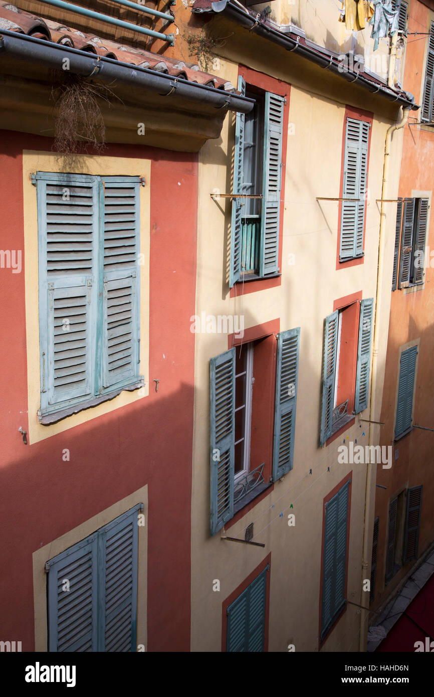 Straßenszenen in der schönen Altstadt, Frankreich Stockfoto