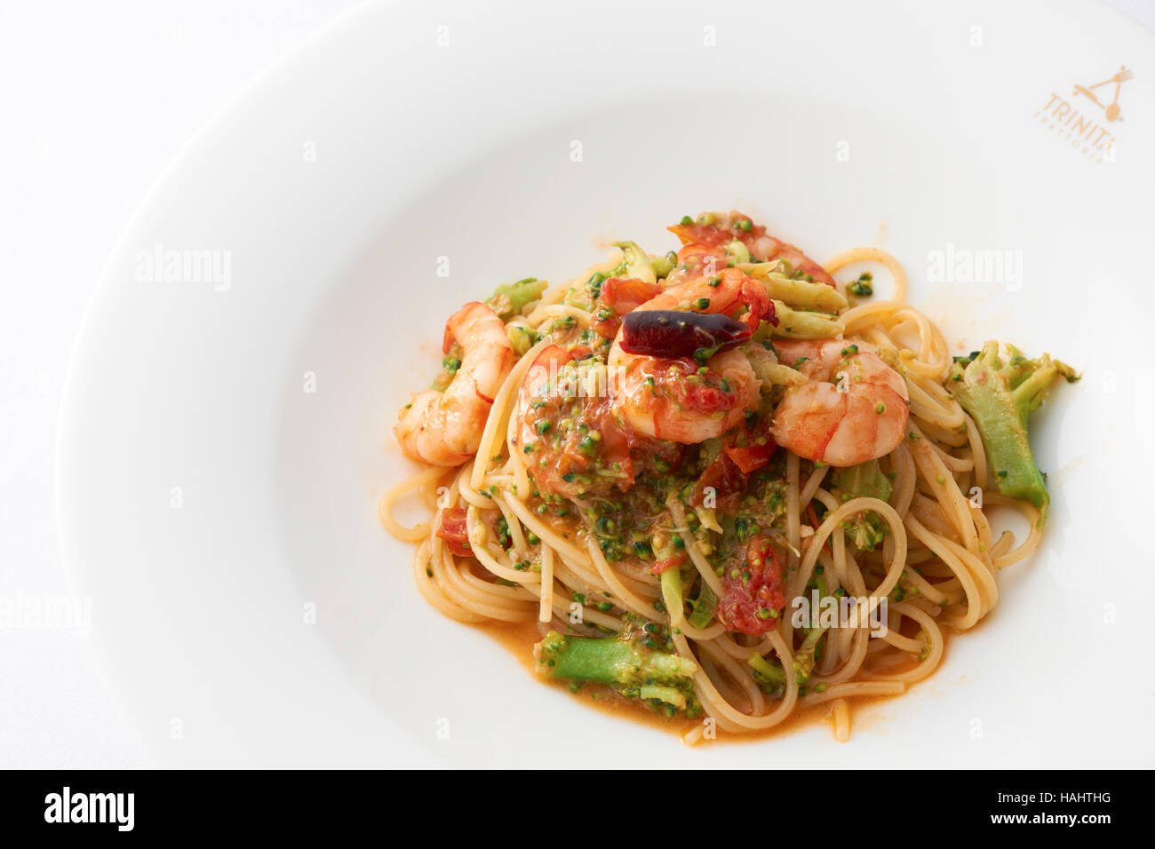 kleine Garnelen und Brokkoli in Puglia Wind Pasta spaghetti Stockfoto