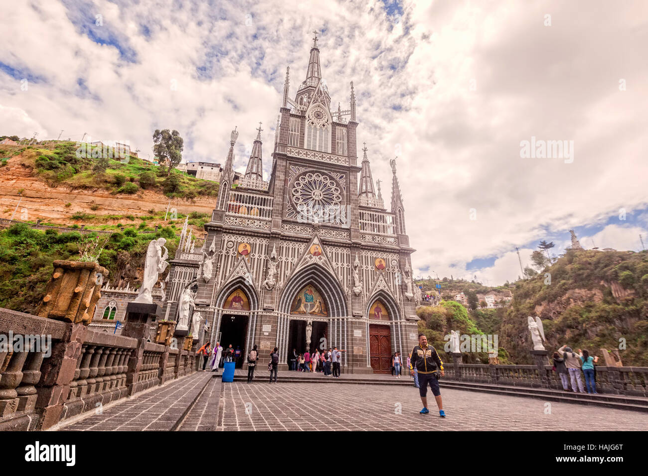 Ipiales, Ecuador - 11. September 2016: Las Lajas kolumbianischen katholische Kirche, erbaut zwischen 1916 und 1948 ist ein beliebtes Ziel für religiösen Glauben Stockfoto