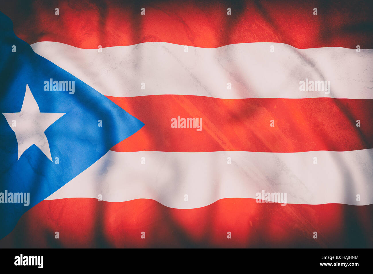 3D-Rendering einer alten Commonwealth of Puerto Rico Flagge winken Stockfoto