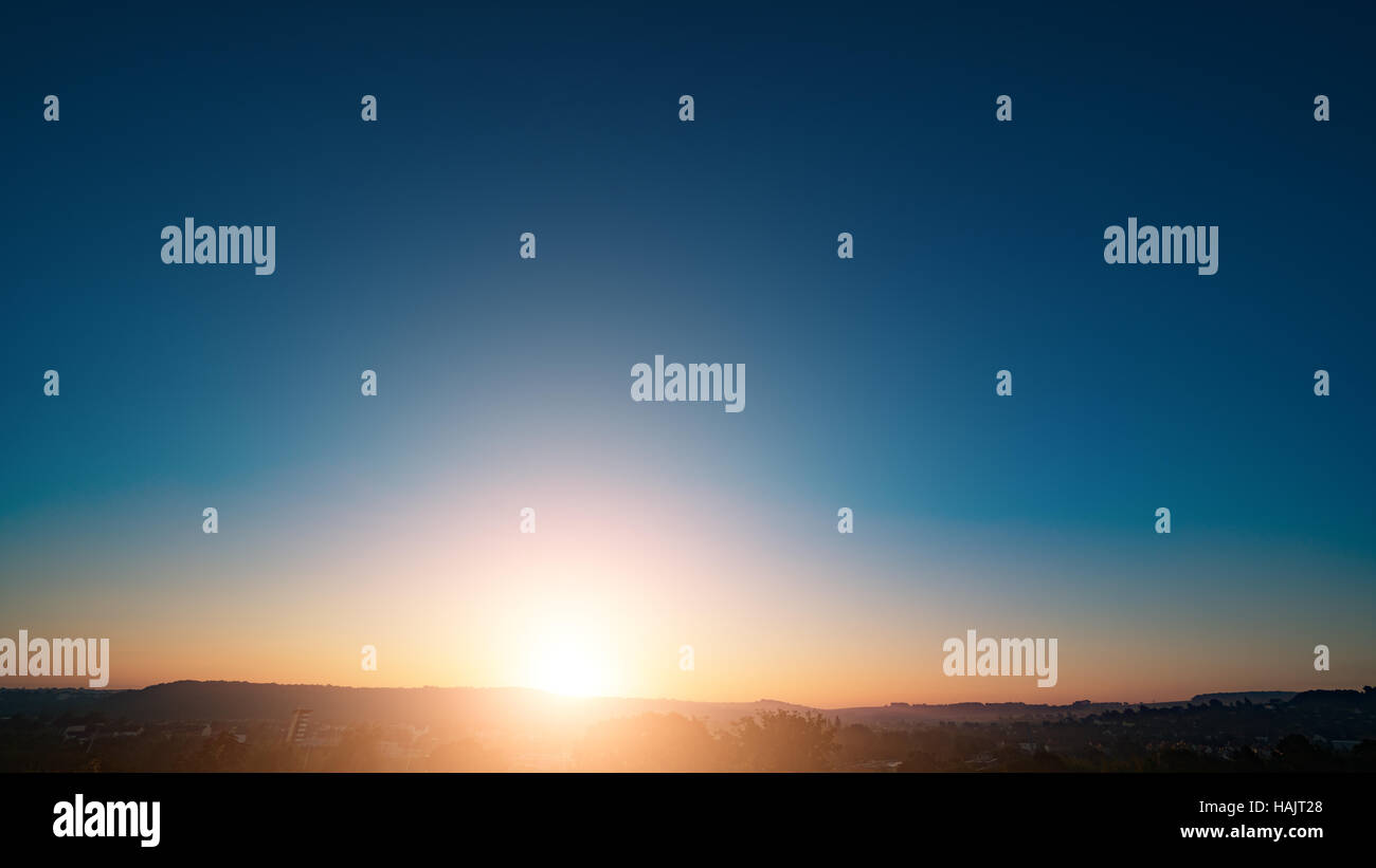 Klaren Himmel Sonnenuntergang / Sonnenaufgang Stockfoto