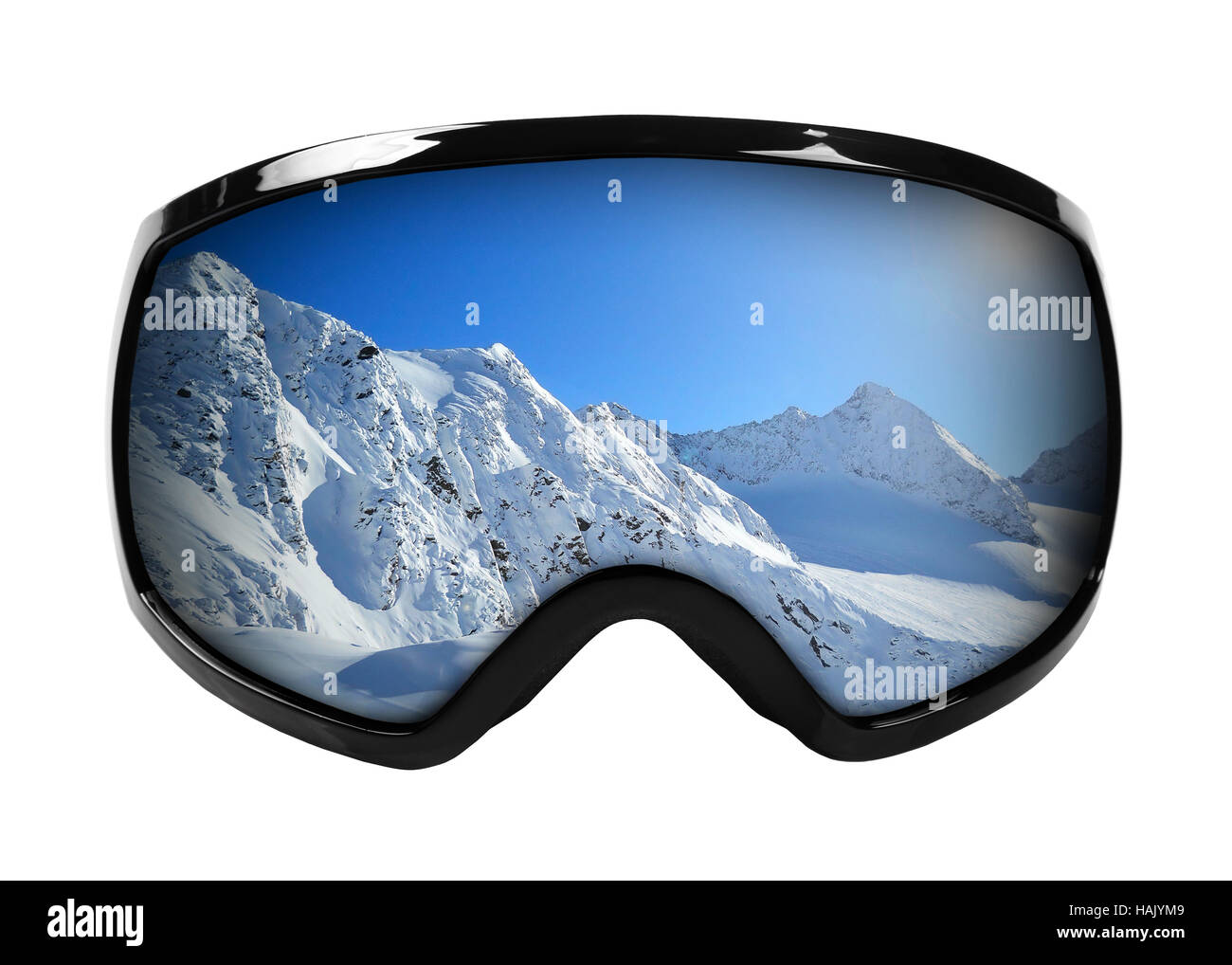 Skibrillen mit Reflexion der Berge isoliert auf weiss Stockfoto