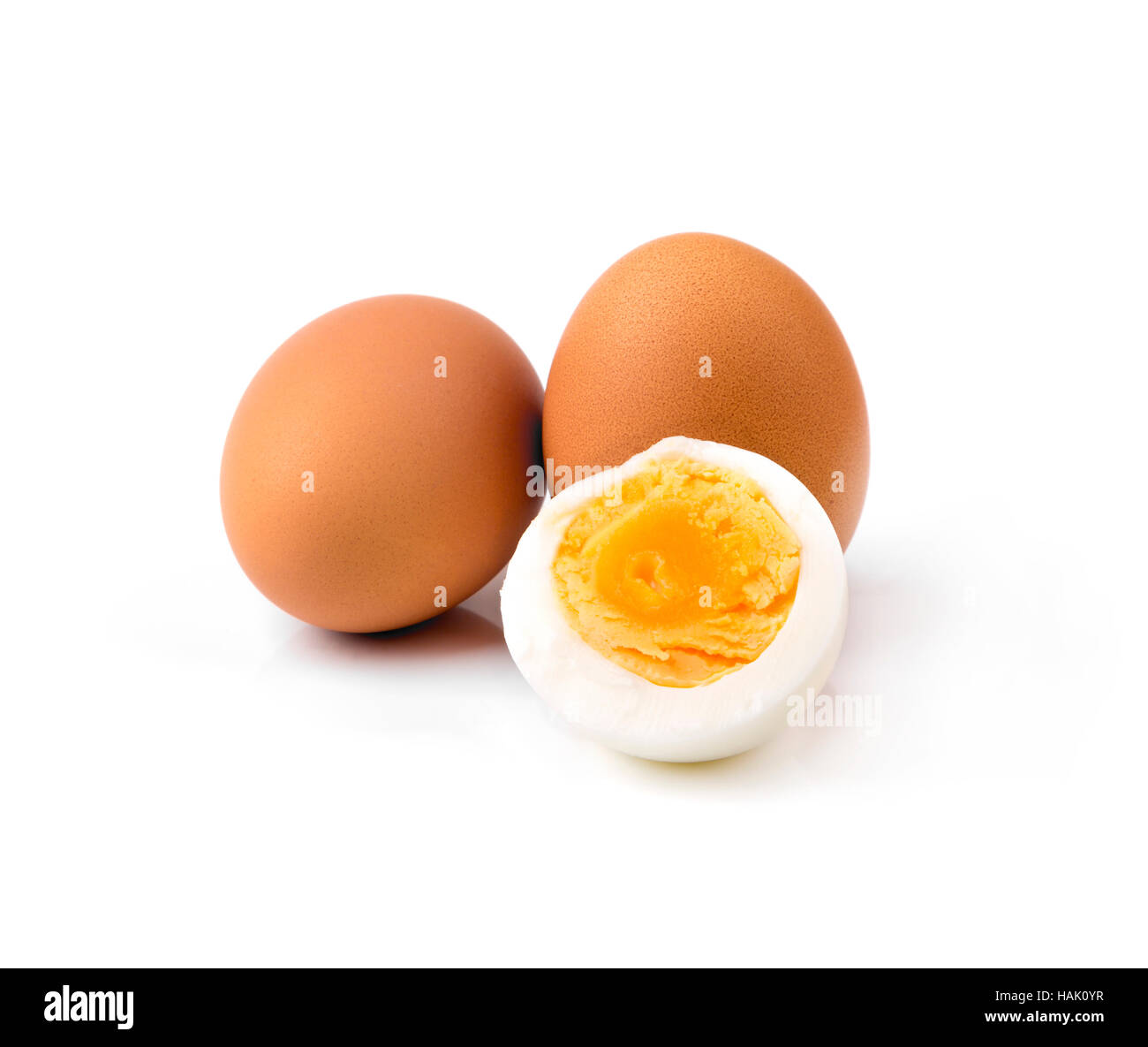 gekochte Hühnereier isoliert auf weiss Stockfoto