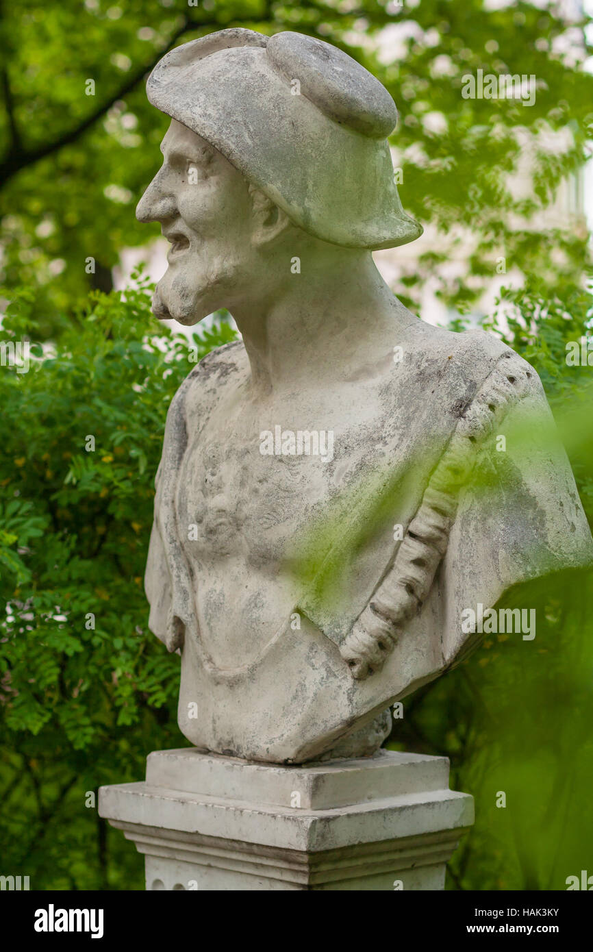 Skulptur Büste des antiken griechischen Philosophen Demokrit im Sommergarten, St. Petersburg Stockfoto