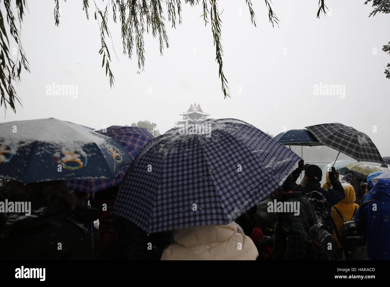 Nordwesten Wachturm. Die Verbotene Stadt im Winter. Beijing. China Stockfoto