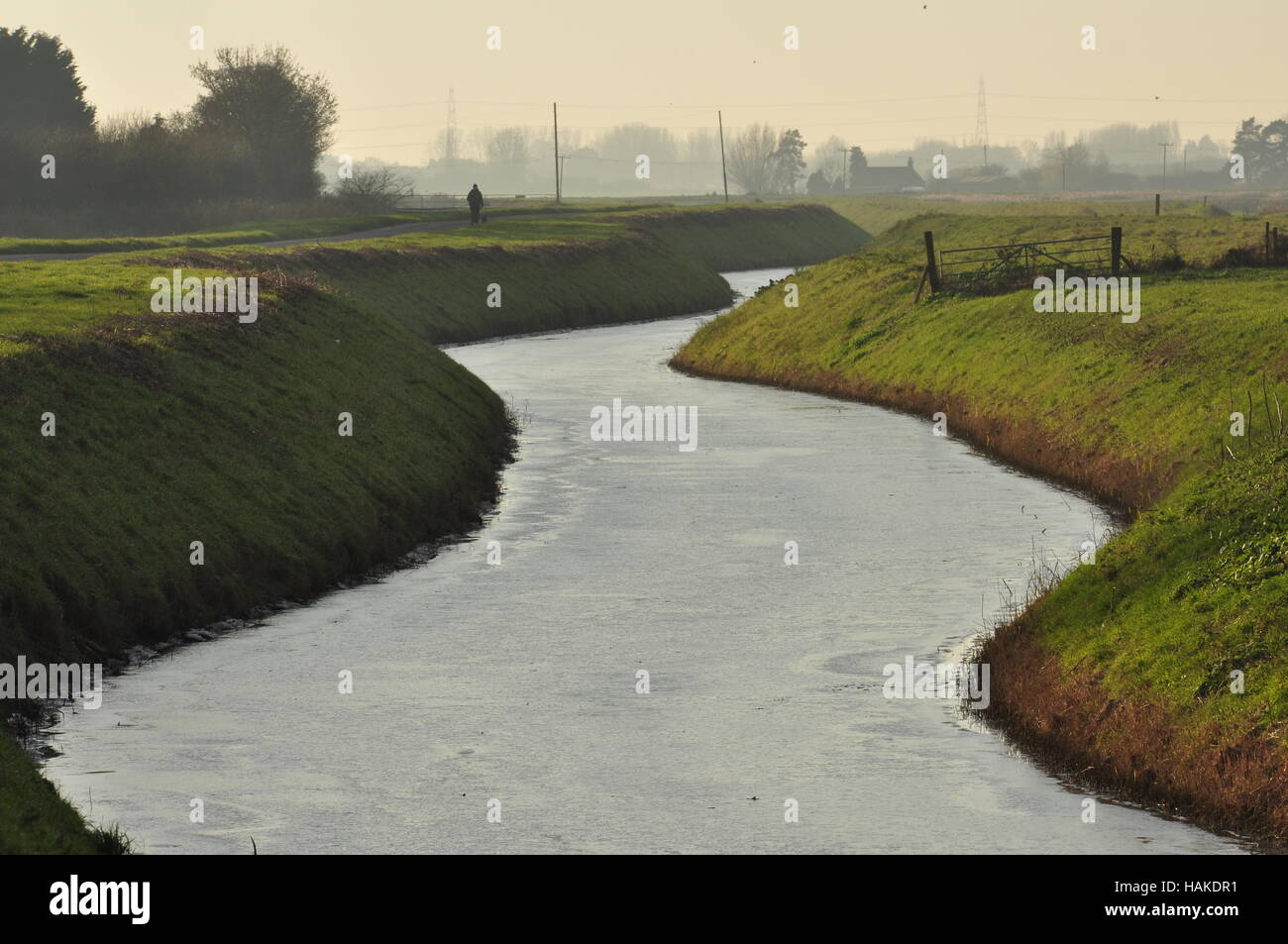 Blick nach Westen von Ordnance Survey Gitter 553112 auf Kiesbank, Norfolk Fens, England UK Stockfoto