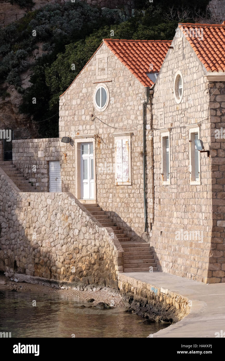 Haus im alten Hafen Kolorina, Dubrovnik, Kroatien am 30. November 2015. Stockfoto