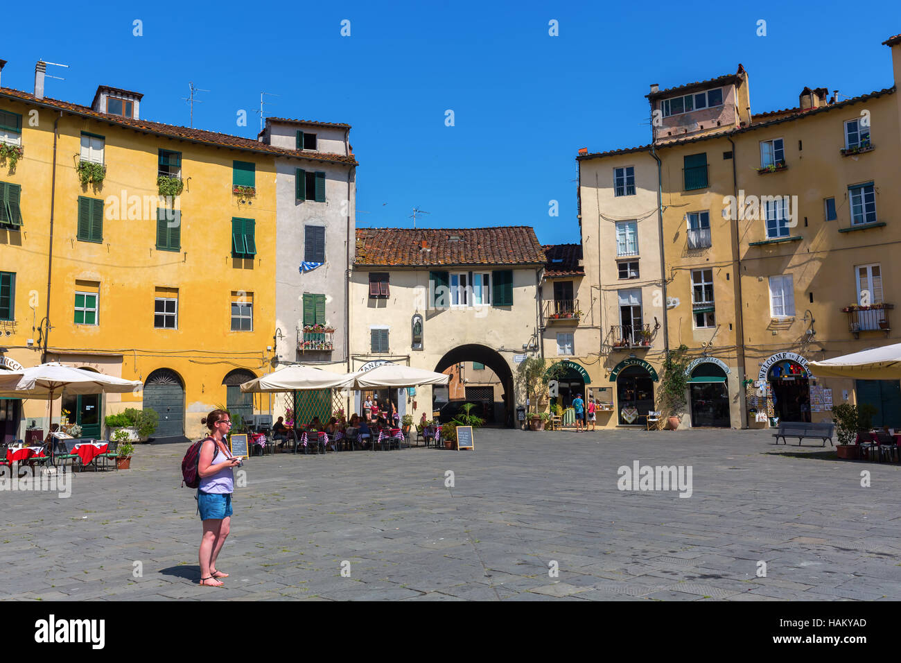 Piazza del Anfiteatro in Lucca, Italien Stockfoto