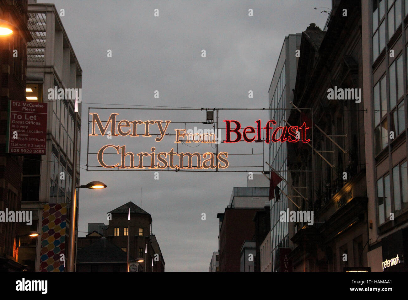 Frohe Weihnachten Belfast melden Stockfoto