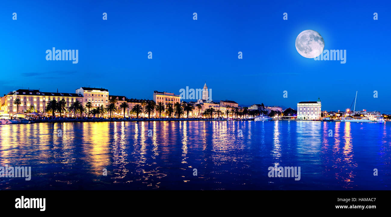 Teilen Sie Wasser Abend blaue Panorama, Dalmatien, Kroatien Stockfoto