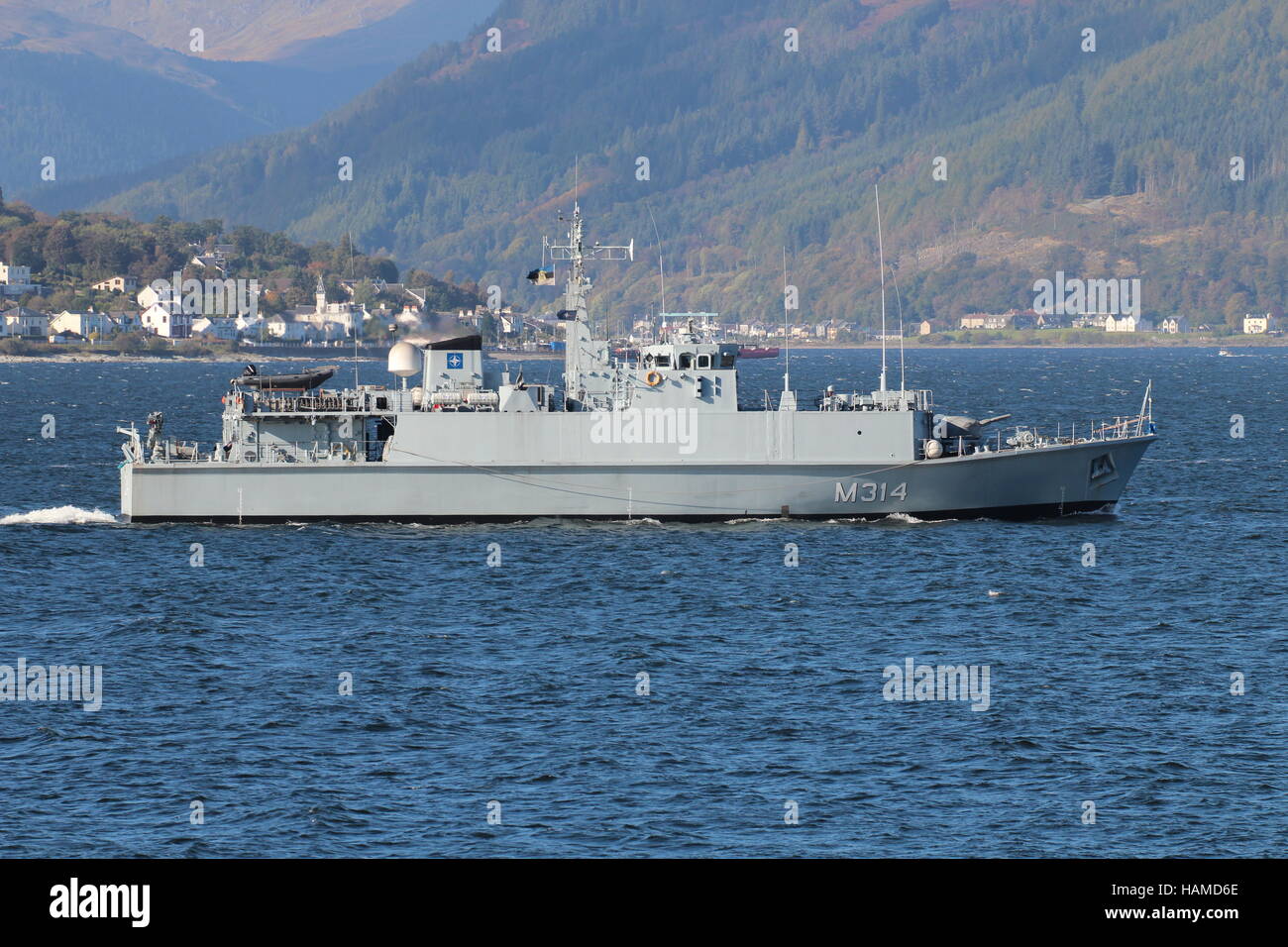 EML Sakala (M314), ein Sandown-Klasse Mine Gegenmaßnahmen Schiff der estnischen Marine, Ankunft für Übung Joint Warrior 16-2. Stockfoto