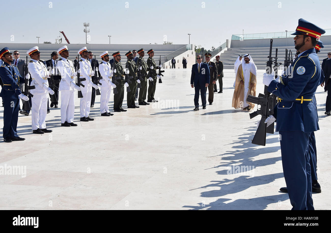 Abu Dhabi, Abu Dhabi, Vereinigte Arabische Emirate. 2. Dezember 2016. Der ägyptische Präsident Abdel Fattah al-Sisi besucht Wahat Al Karama "(Oase würde) in Abu Dhabi, Vereinigte Arabische Emirate, auf 2. Dezember 2016 Credit: ägyptische Präsident Büro/APA Bilder/ZUMA Draht/Alamy Live News Stockfoto