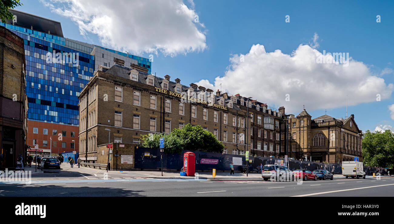 Alt- und Neubau Royal London Hospital in Whitechapel Road im Londoner East End Stockfoto