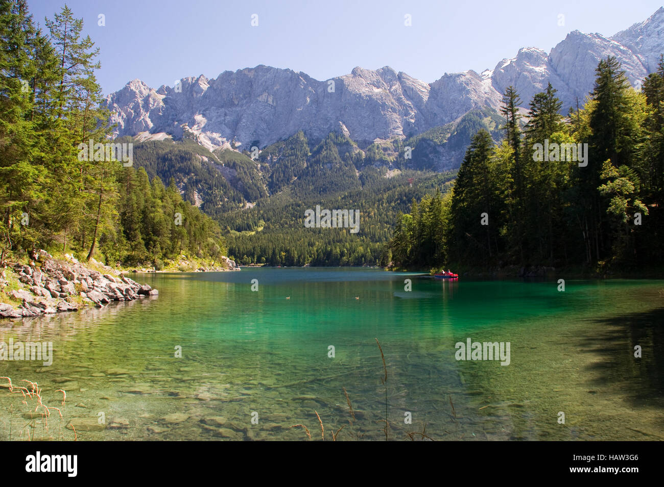 Eibsee Berg See Alpen grüner Traum Stockfoto