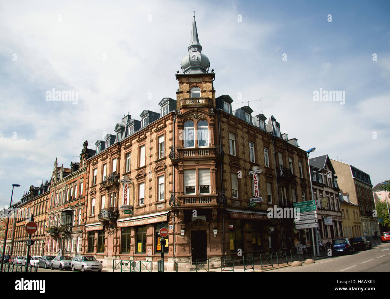 Straßenecke, Saargemünd, Lothringen, Frankreich Stockfoto