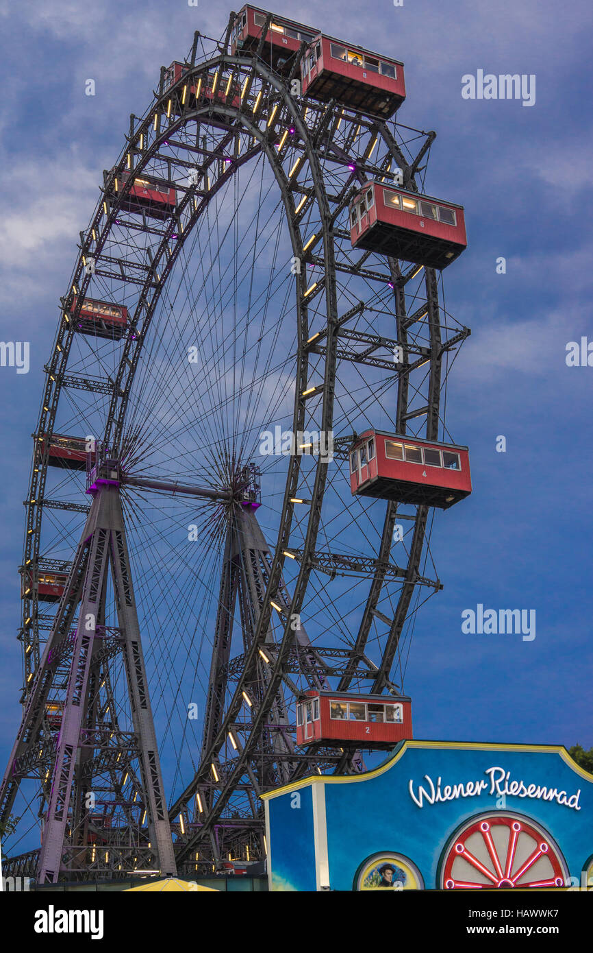 Riesenrad im Prater Vergnügungspark Stockfoto