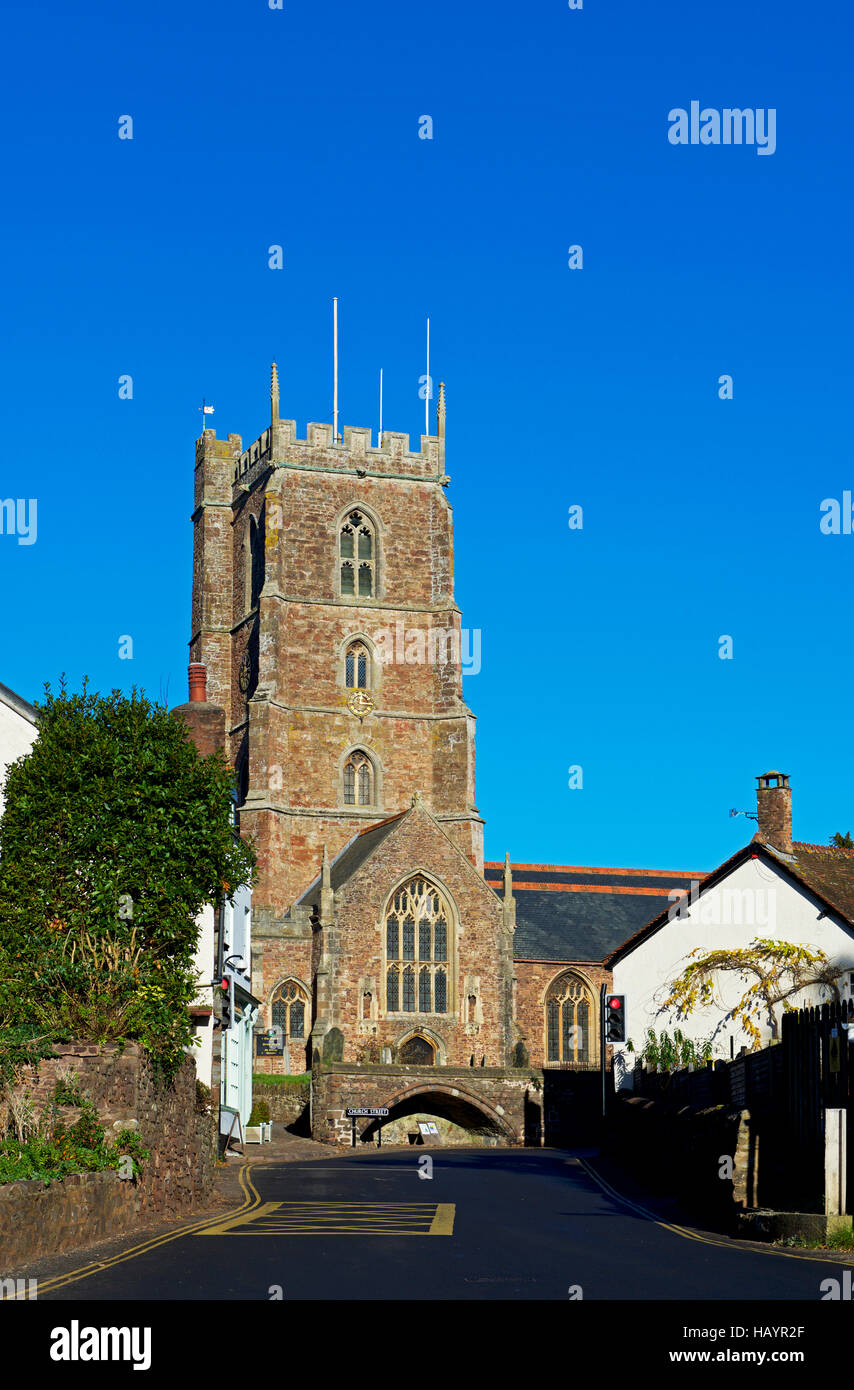 Str. Georges Kirche im Dorf Dunster, Somerset, England UK Stockfoto