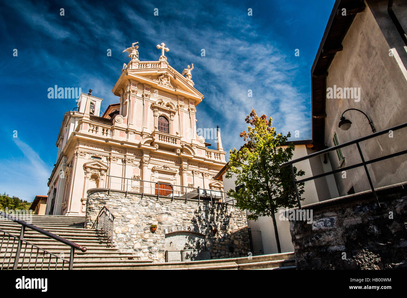 Schritte zur Kirche Stockfoto