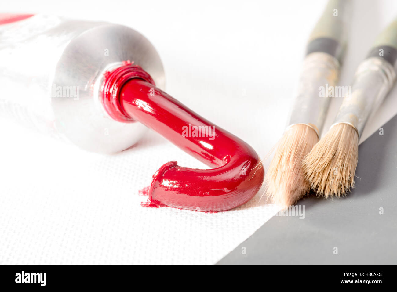 Ölfarben aus der Tube Stockfoto