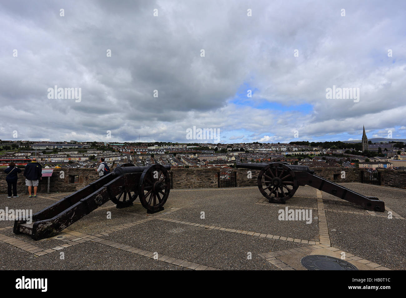 Wände von Derry, Kanone Geschütz, Londonderry, GB Stockfoto