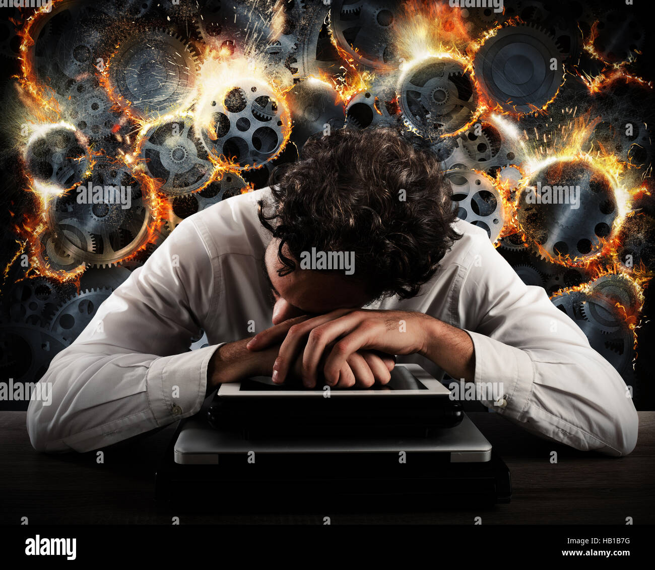 Fehler und Stress-Konzept mit Überhitzung Getriebe Stockfoto