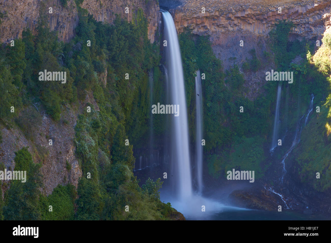 Wasserfall im Nationalpark Siete Tazas Stockfoto