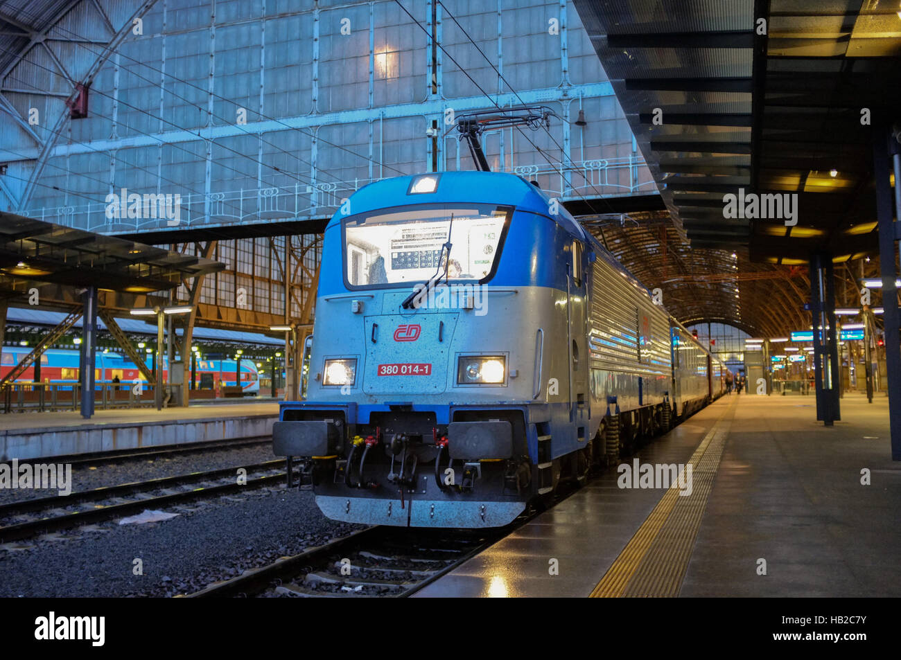 EuroCity Prag - Hamburg mit neuen coaches Stockfoto