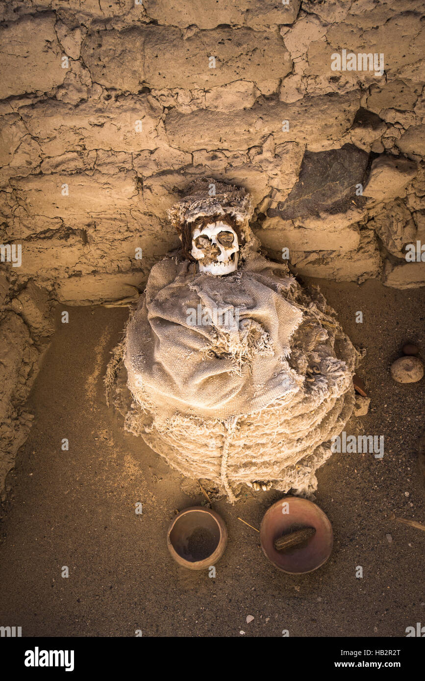 Chauchilla Friedhof mit Prehispanic Mumien in Nazca-Wüste, Peru Stockfoto