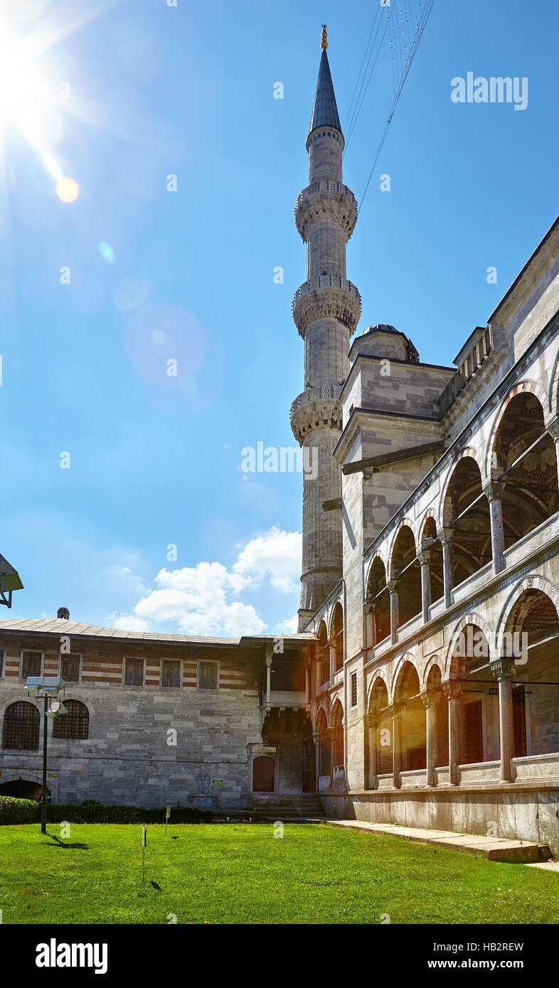 Das Minarett der Sultan Ahmed Mosque, Istanbul Stockfoto
