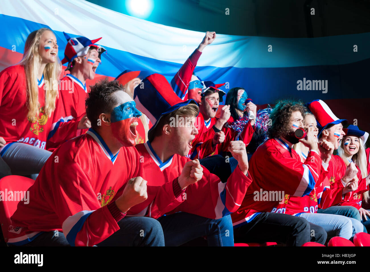 Fans im Stadion Stockfoto