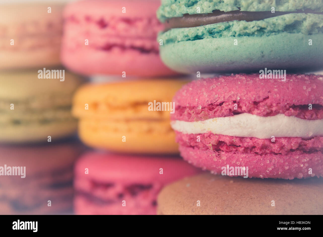 farbige Macarons Vintage-Stil Farben Stockfoto