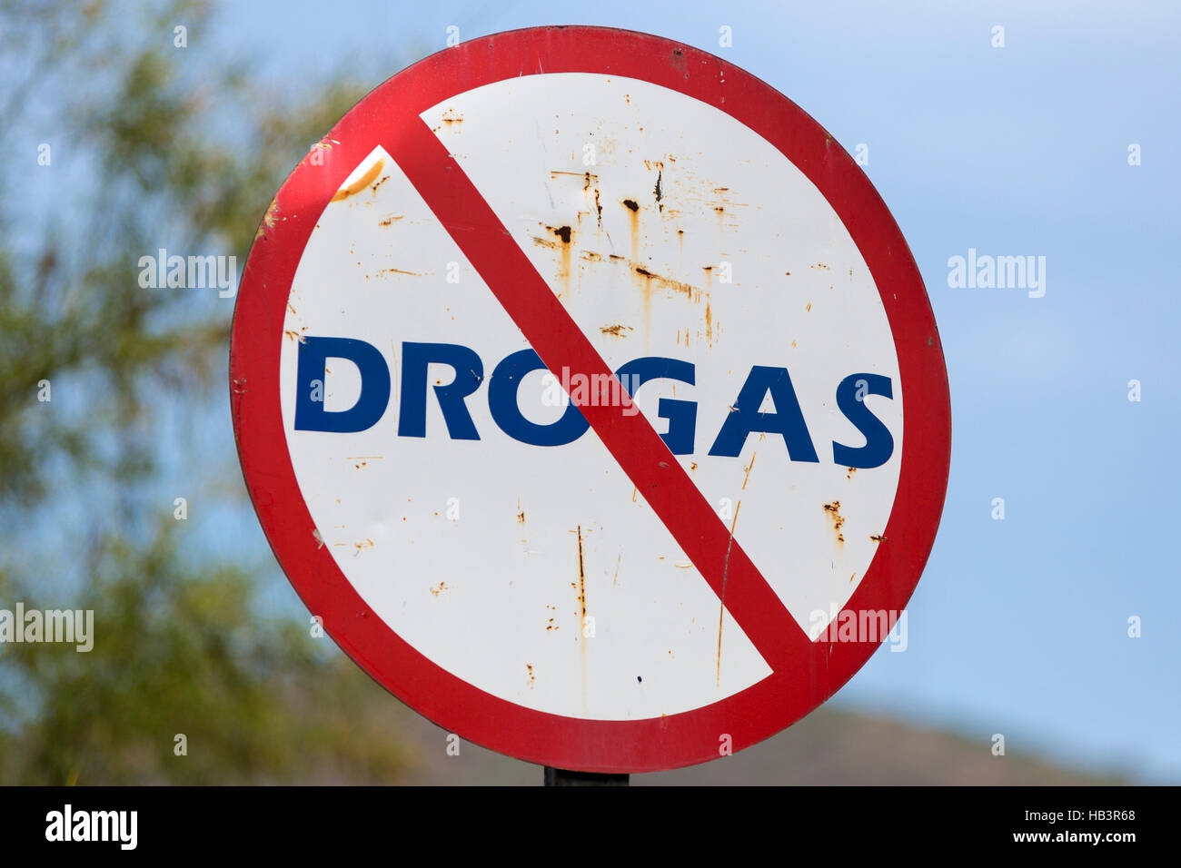 Verrosteten Schild mit kein Medikament in Spanisch, Venezuela Stockfoto