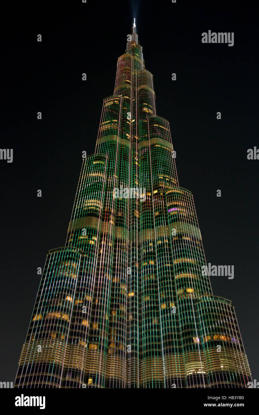 Fassade des burj khalifa in dubai -Fotos und -Bildmaterial in hoher 