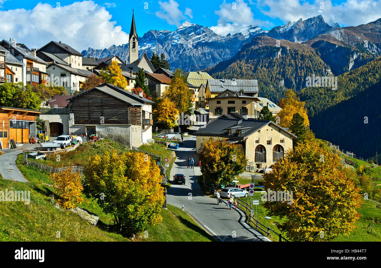 Das Dorf Guarda im Unterengadin, Gemeinde Scuol, Engadin, Graubünden, Schweiz Stockfoto
