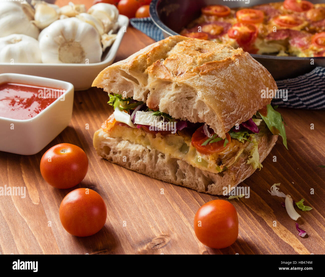 Frittata mit Ciabatta sandwich Stockfoto