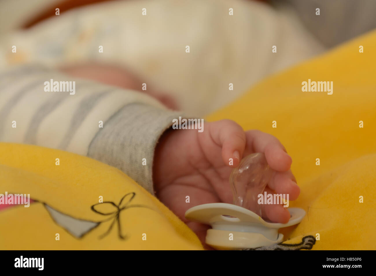 Baby-Artikel mit Schnuller - Nahaufnahme Stockfoto