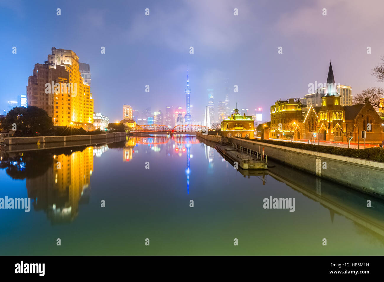 Shanghai bei Nacht Stockfoto