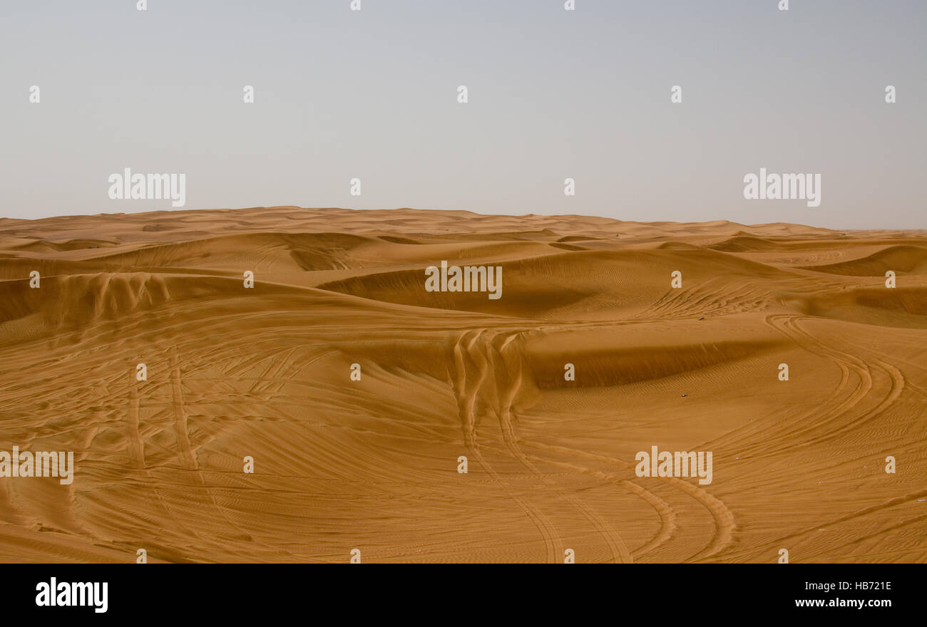 Bereich der Wüste in Dubai, VAE. Touristen sind oft an diesen Standort für Wüstensafaris und Dünenfahrten genommen. Stockfoto